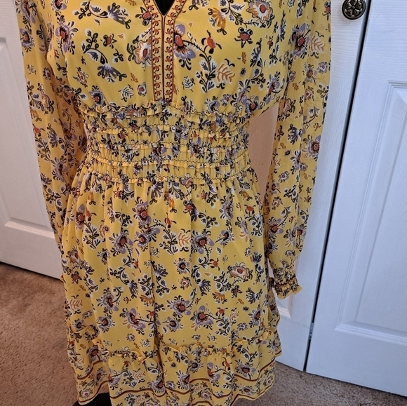 Max Studio Mustard Floral Long Sleeve Mini Dress   Size M - Picture 3 of 10